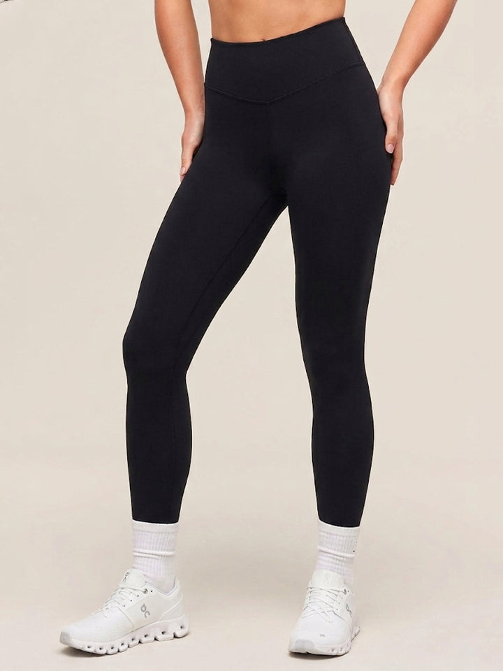 Luna Poise Leggings - Midnight Black