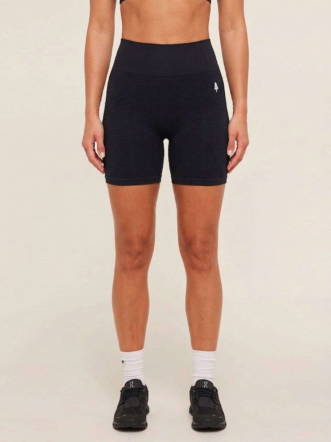 AuraAir Seamless Shorts® Black 5" Inseam Chelsea Athleisure 