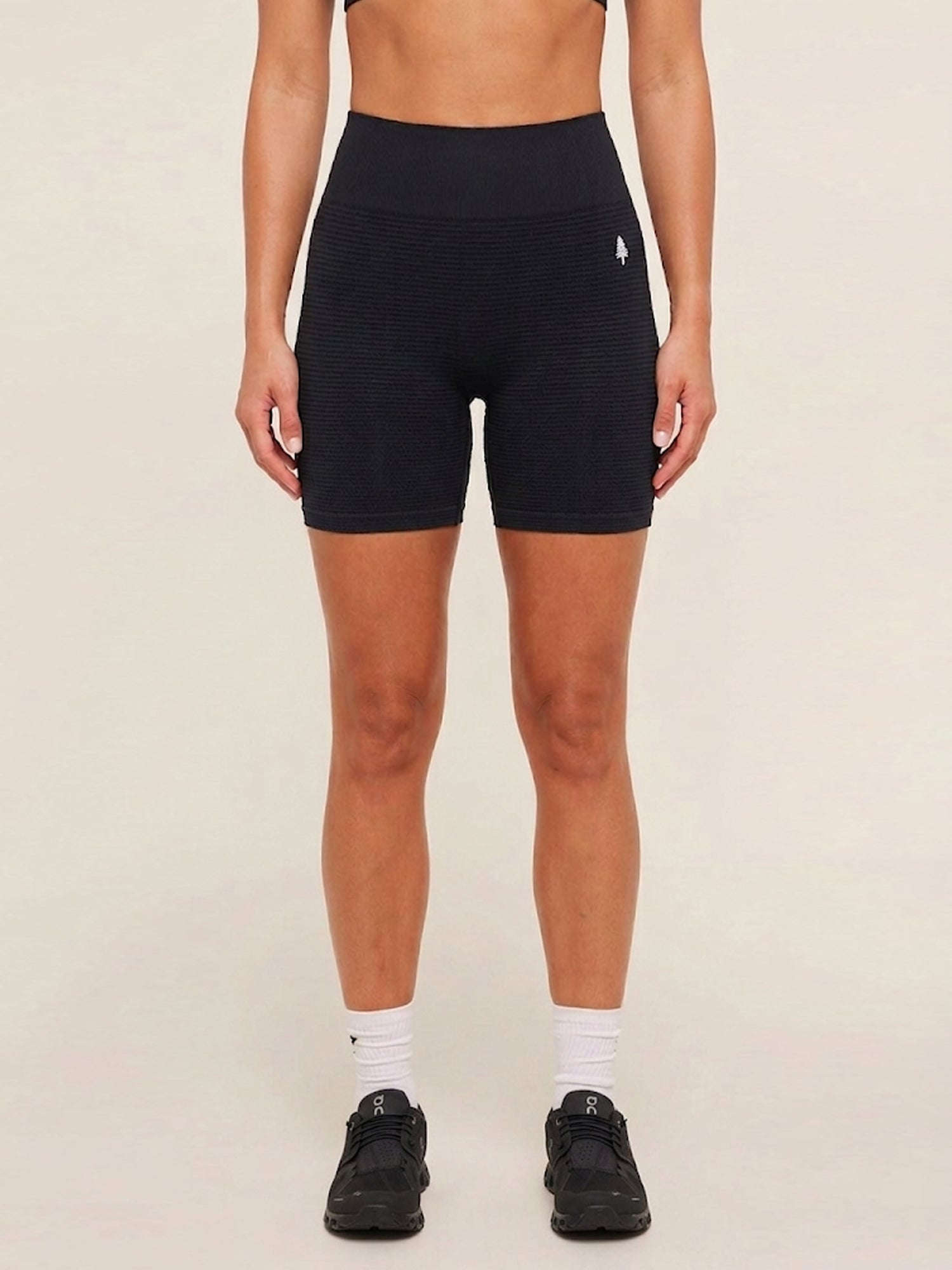 AuraAir Seamless Shorts® Black 5" Inseam Chelsea Athleisure 
