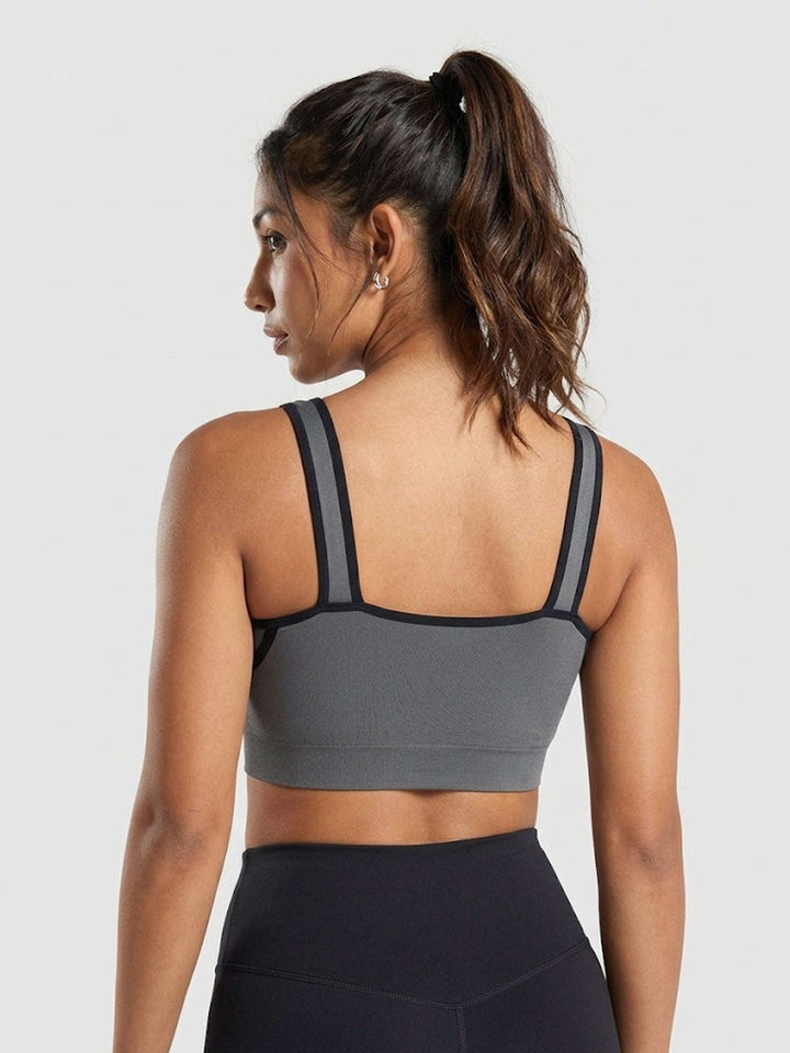 Define Bra – Seamless – Medium Impact – Dark Shadow Chelsea Athleisure 