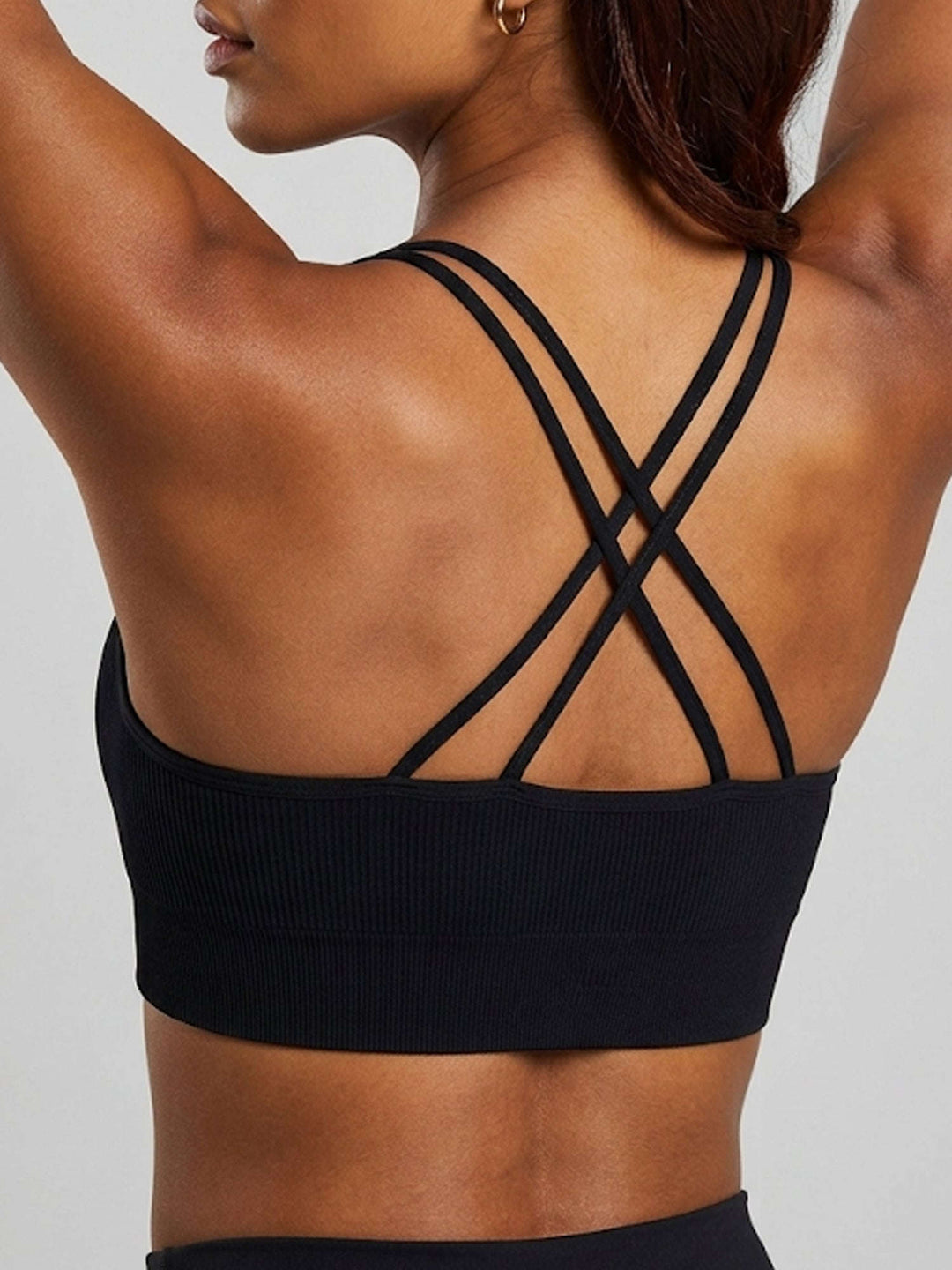Drift Bra – Seamless Cross-Back Medium Impact – Black Chelsea Athleisure 