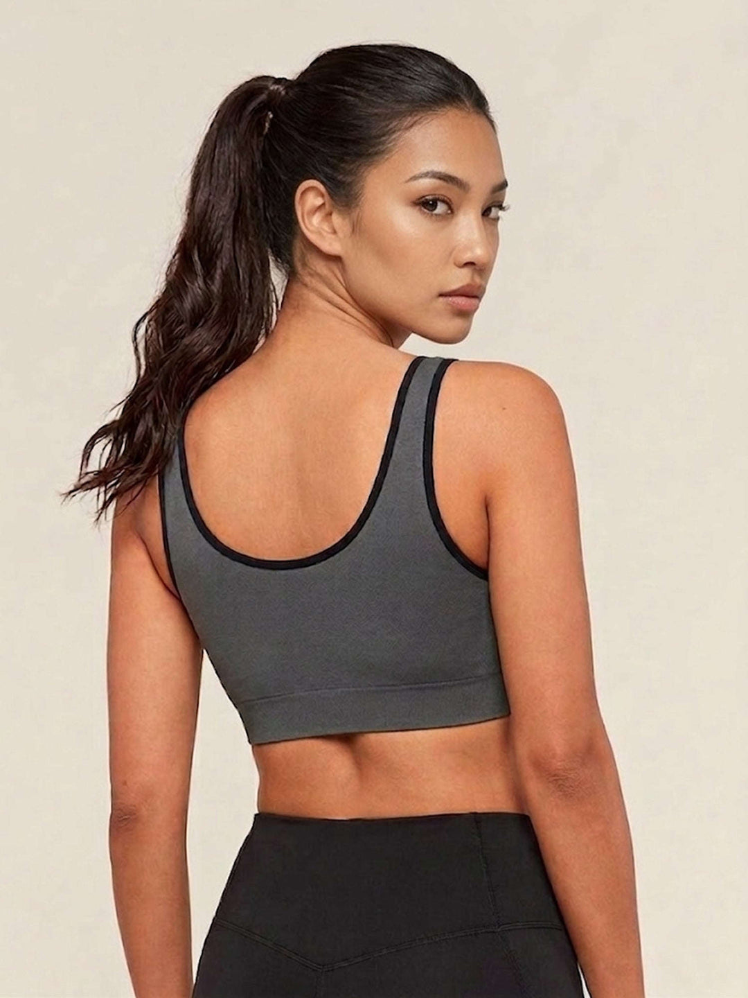Edge Bra Seamless Medium Impact - Dark Shadow Chelsea Athleisure 
