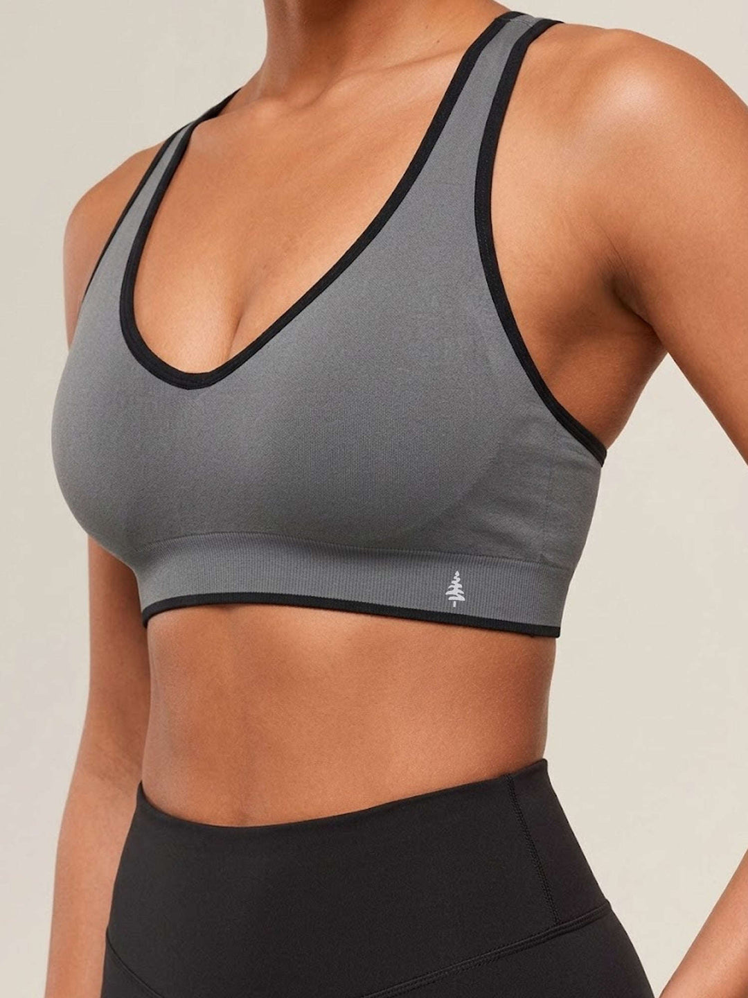 Edge Bra Seamless Medium Impact - Dark Shadow Chelsea Athleisure 