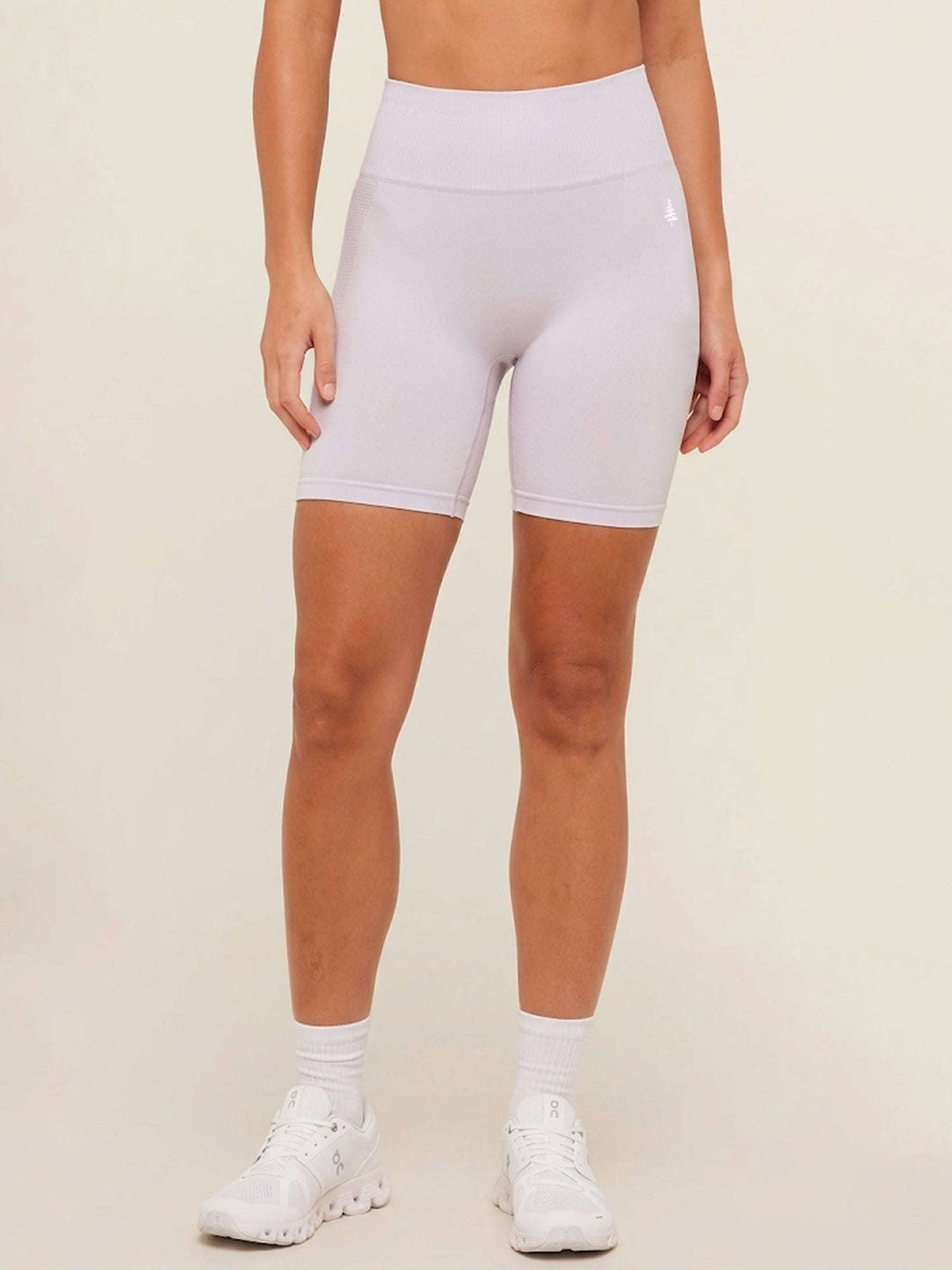 FlowForm Seamless Shorts® Lilac 6.5" Inseam Chelsea Athleisure 