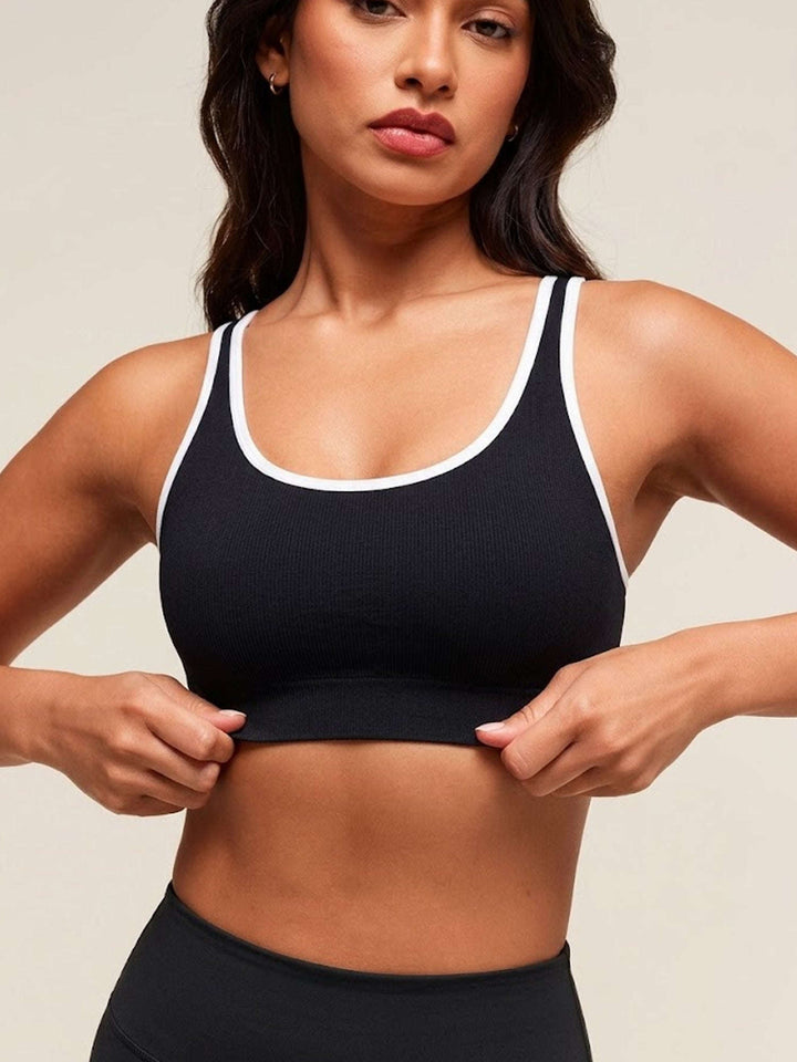 Trace Bra Seamless Longline Medium Impact – Black Chelsea Athleisure 